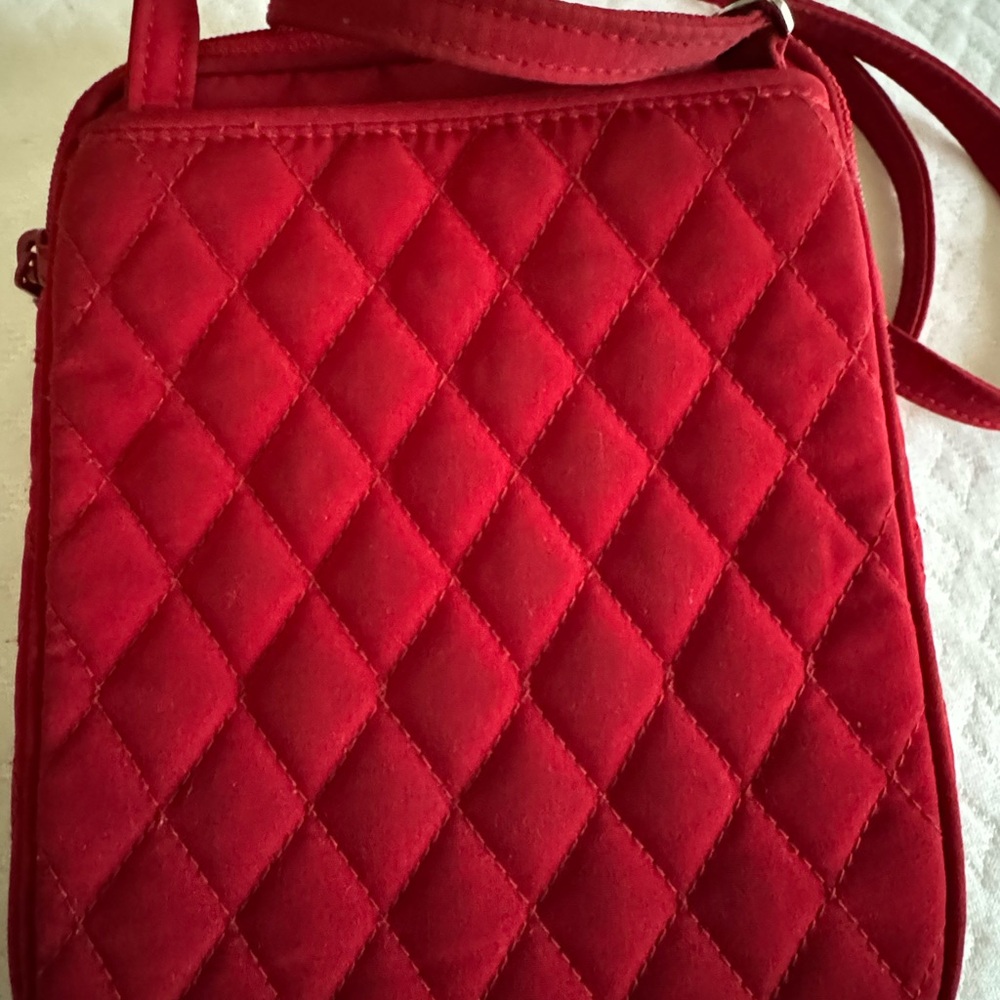 Vera Bradley Quilted Red Crossbody Shoulder Bag - Picture 3 of 7